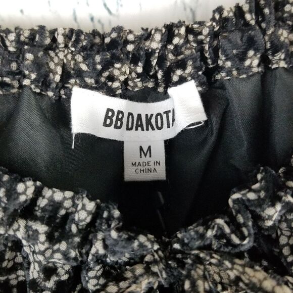 NWT. BB DAKOTA Juniors Burnout Off The Shouder. - Picture 4 of 8